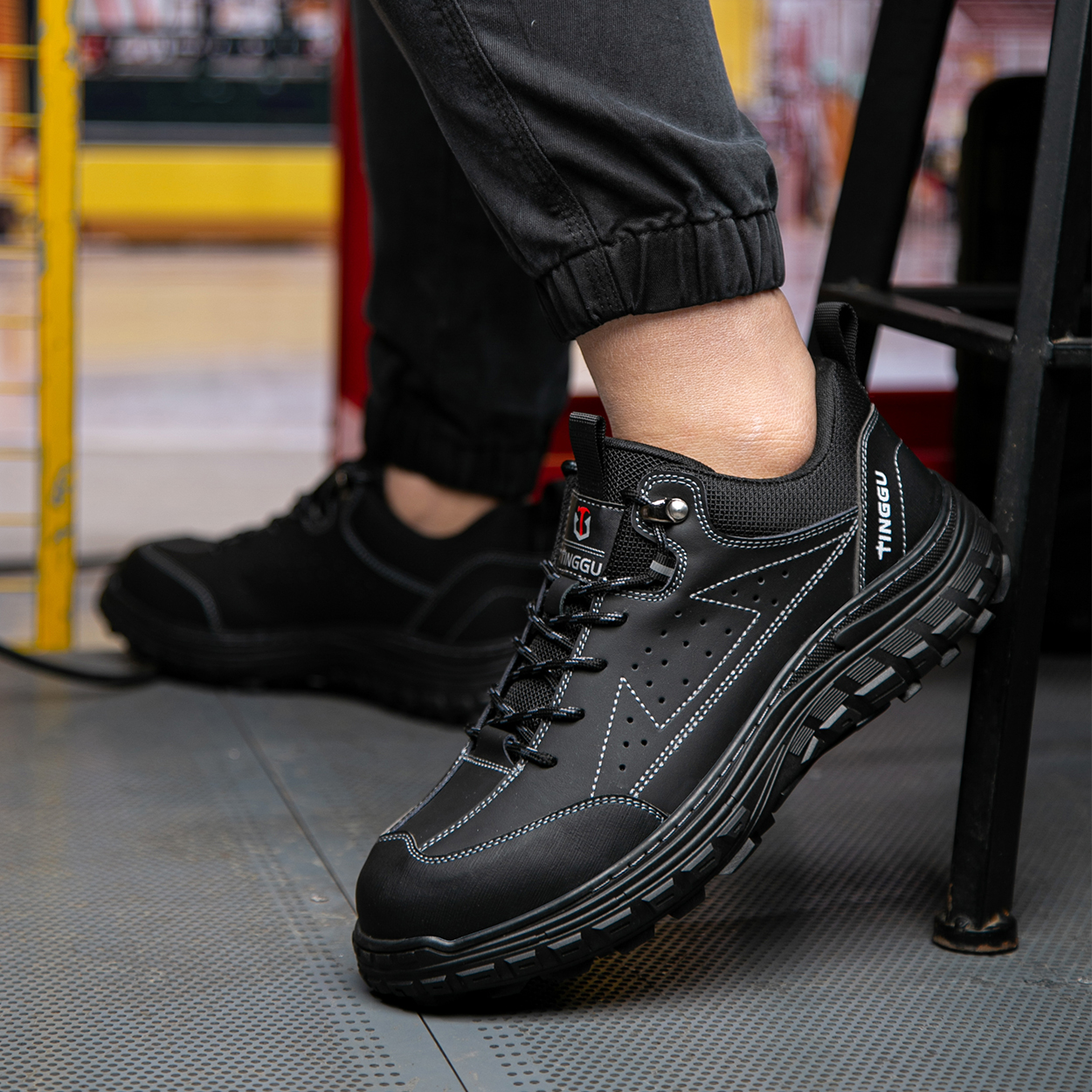 INSULATION 4.5-BLACK