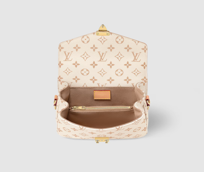 Pochette Métis East West M46914