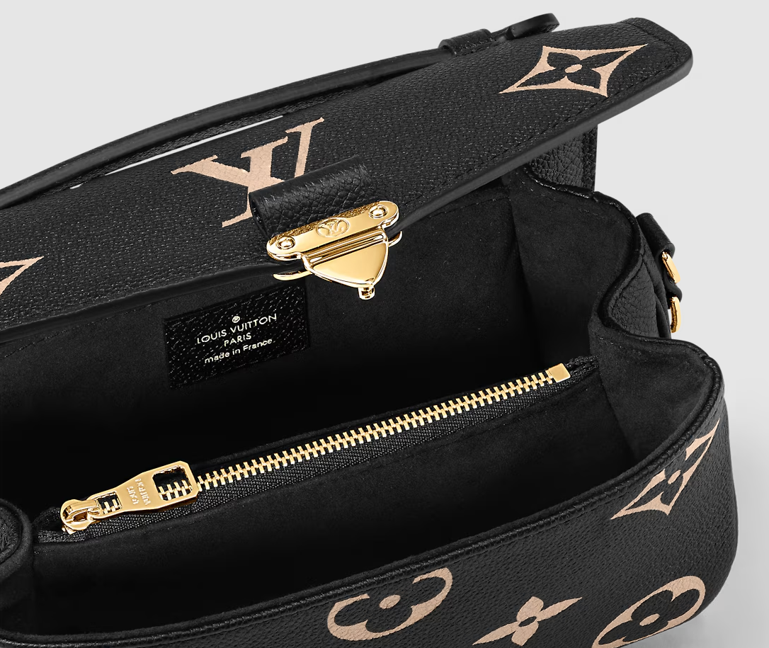 Pochette Métis East West M46596