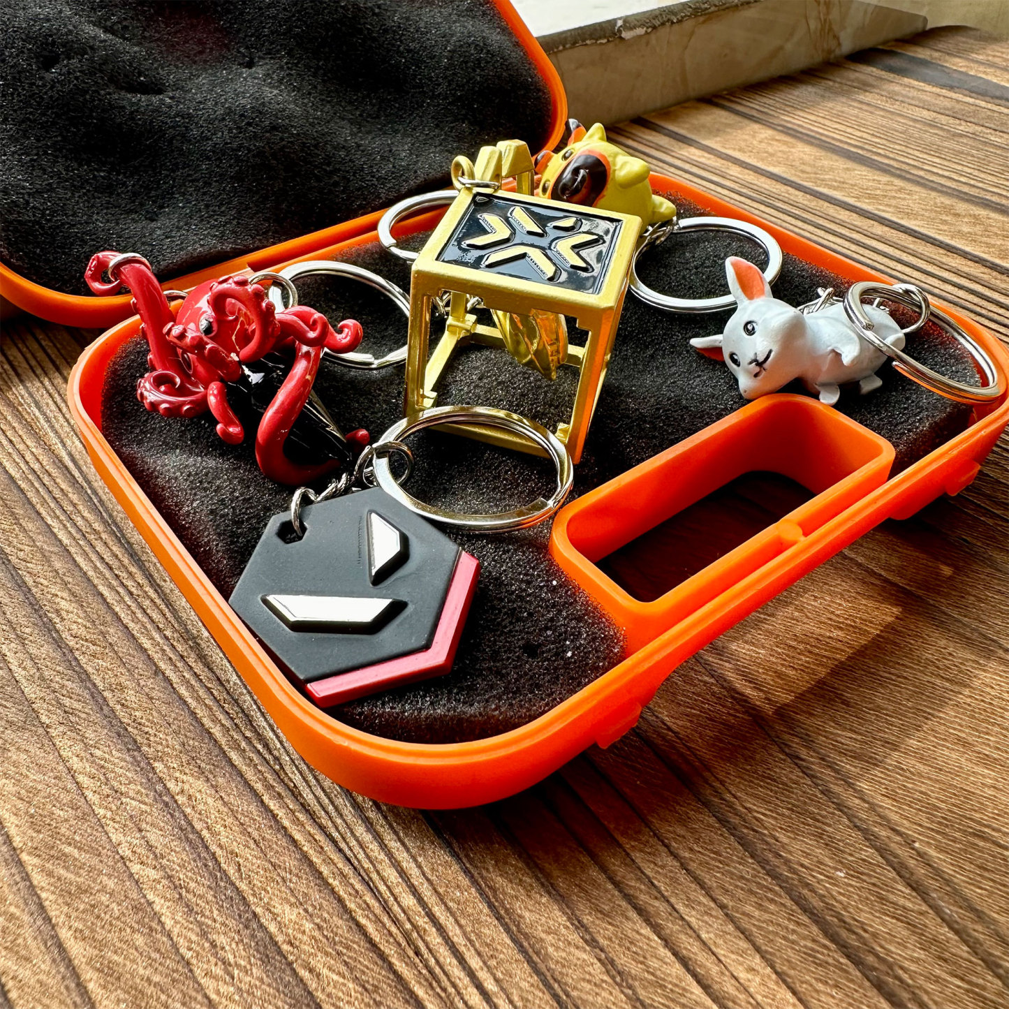Game Metal Cool Zodiac Pendant Keychain Gift Box