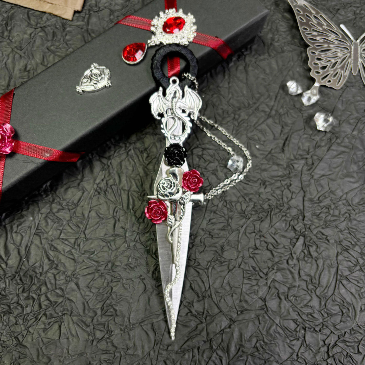 Design Gothic Rose Punk Style Metal Kunai Unboxing Knife 