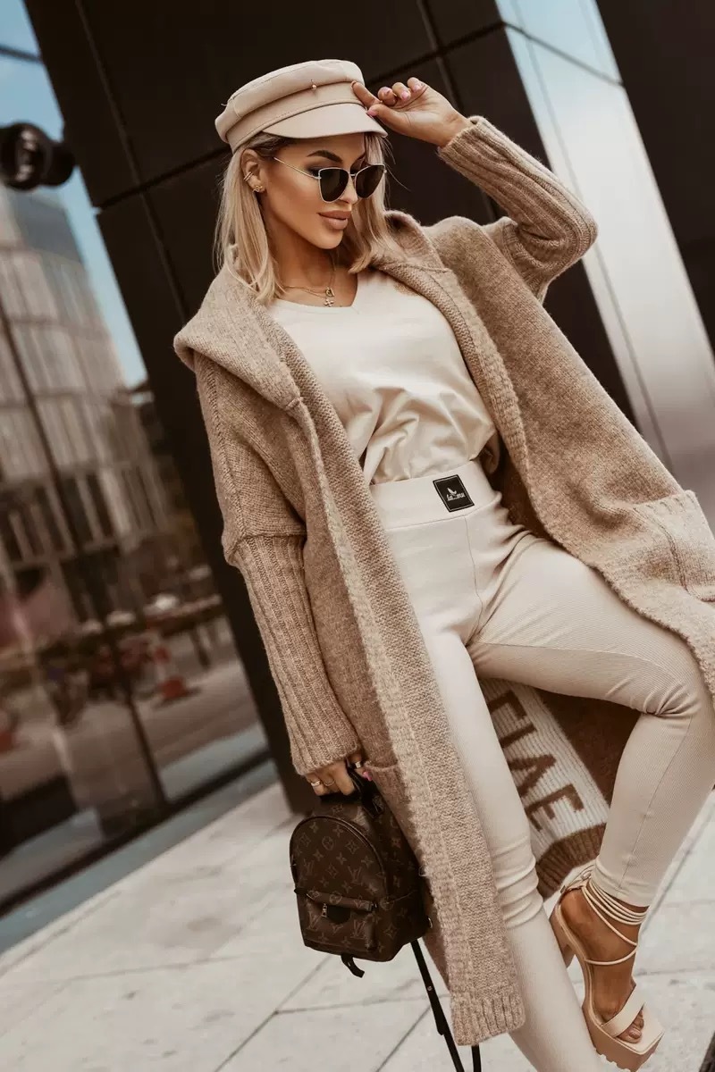 Női középhosszúságú kapucnis gyapjú kardigán