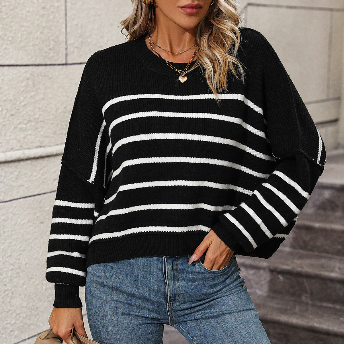 Women's round neck sweater loose pullover striped sweater