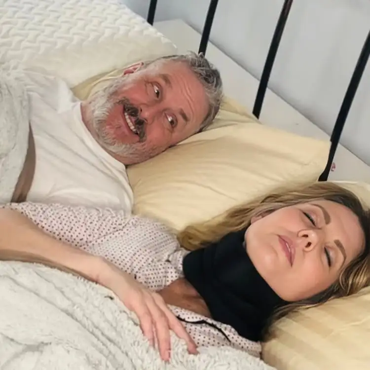 Csatlakozzon több ezer vásárlóhoz, akik a Boonro nyakrögzítővel korrigálják a nyakpúpot és az előrehajló fejtartást