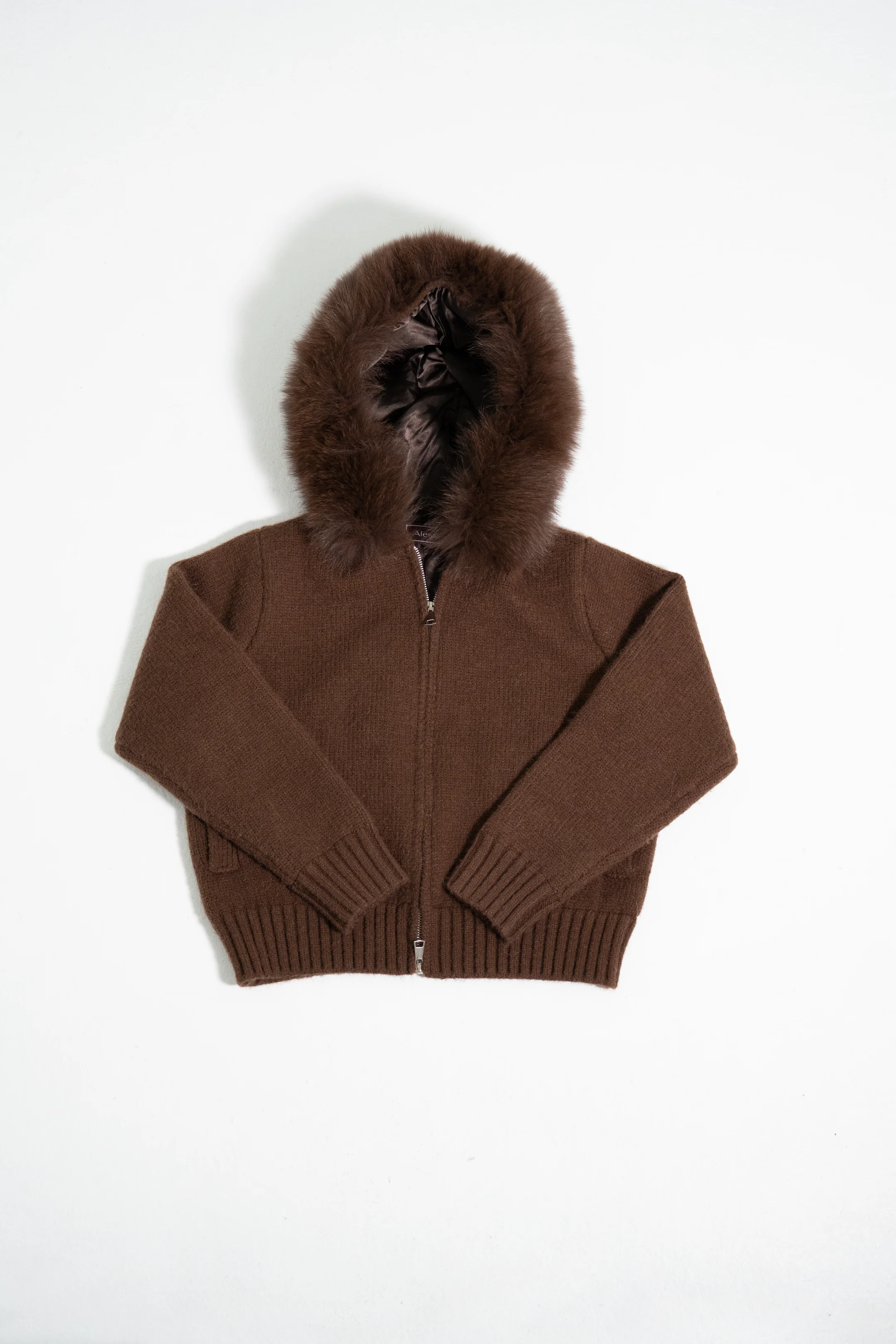 Elegáns női kapucnis plüssgalléros kabát