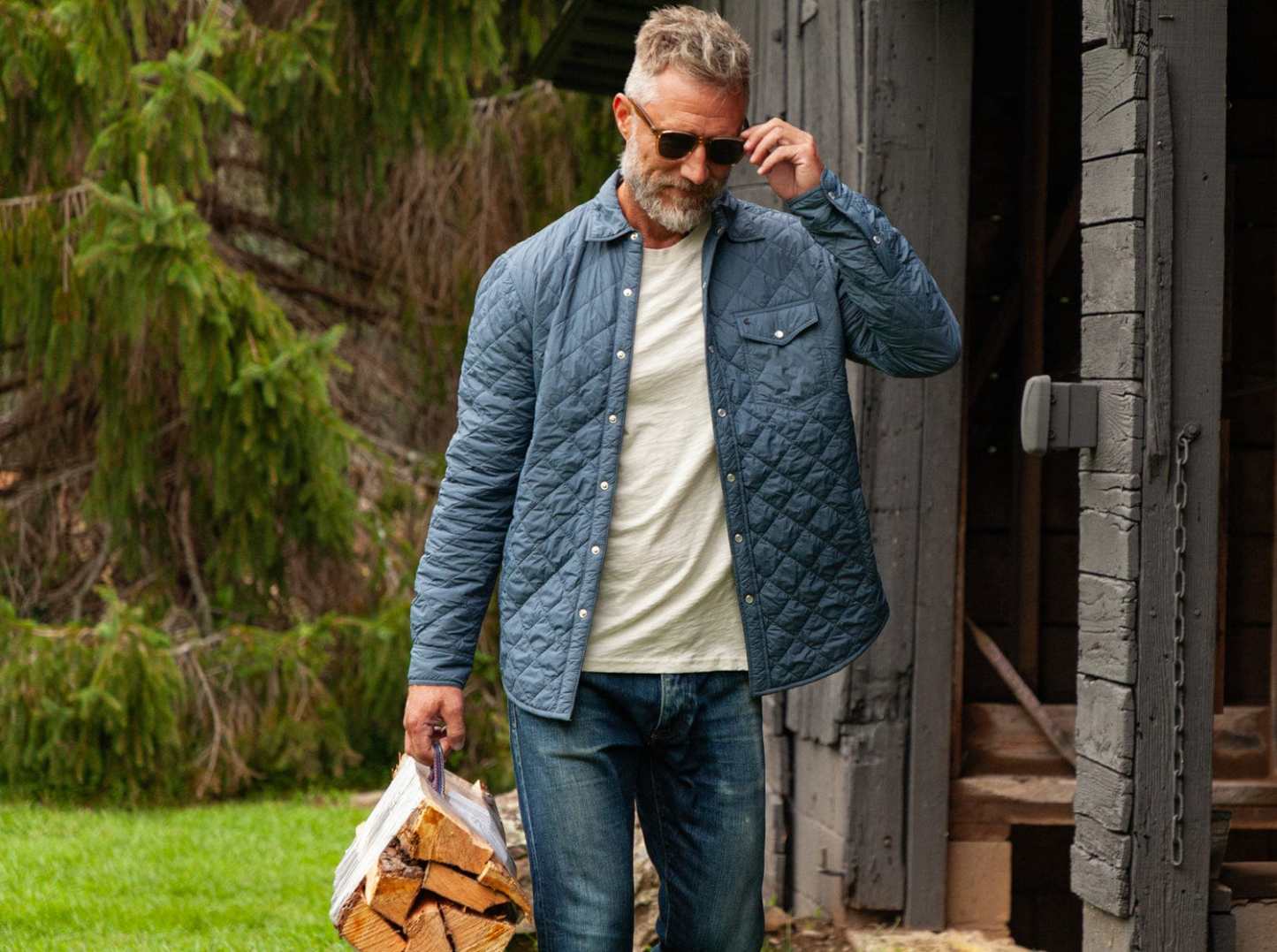 Férfi bársonyos, lezser, steppelt dzseki