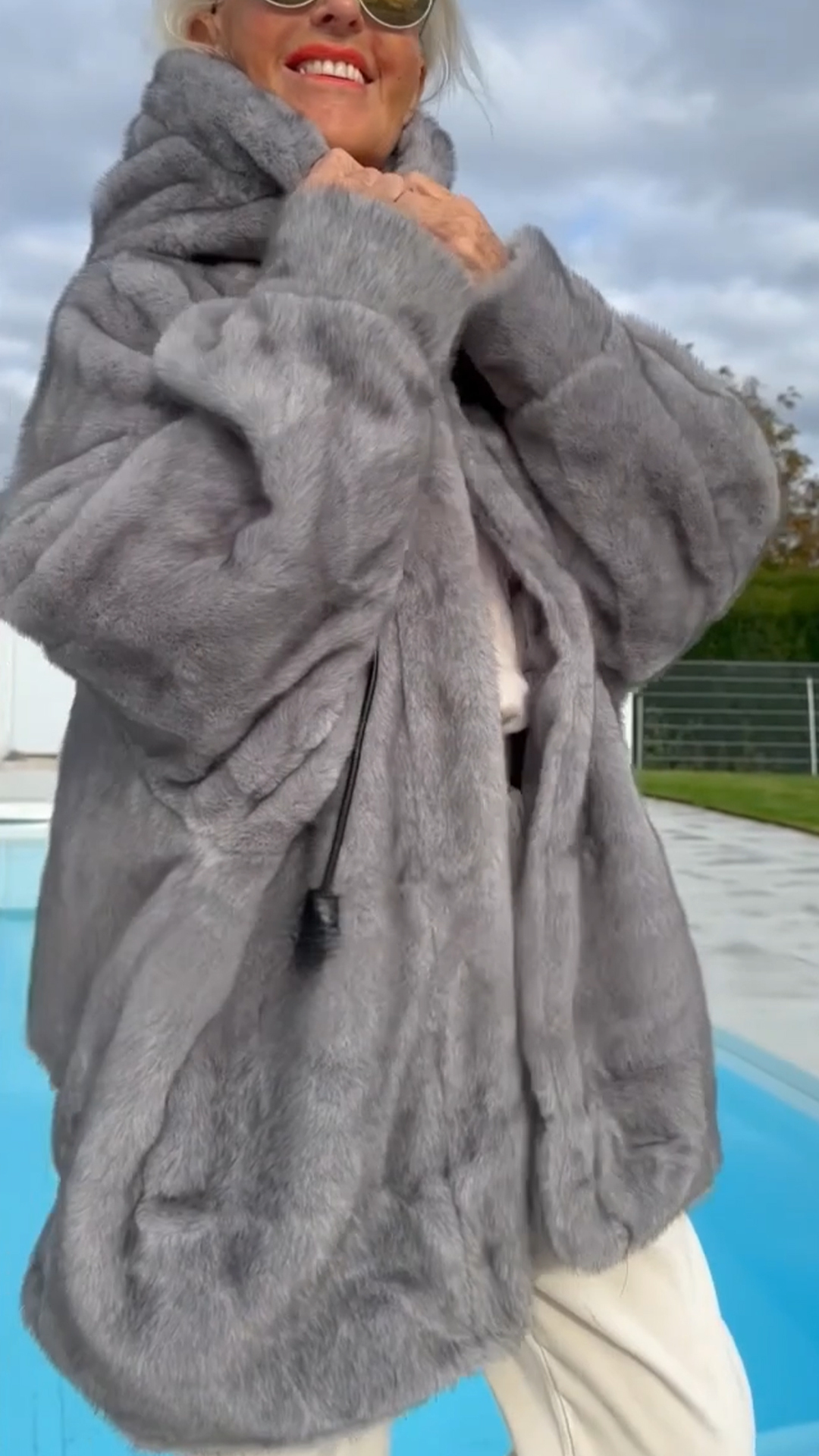 Női kapucnis alkalmi plüss kabát