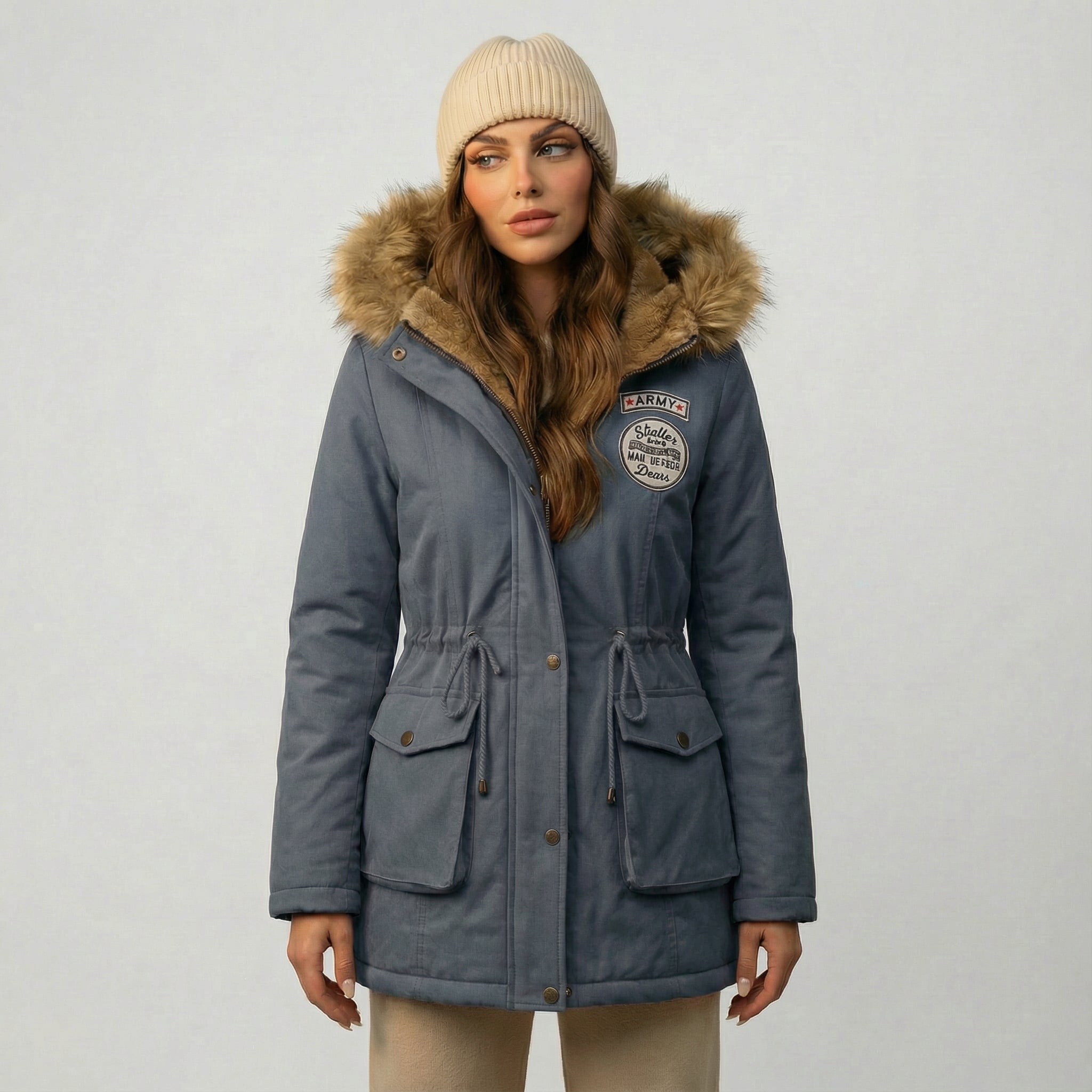 Női kapucnis polárkabát szőrmegallérral