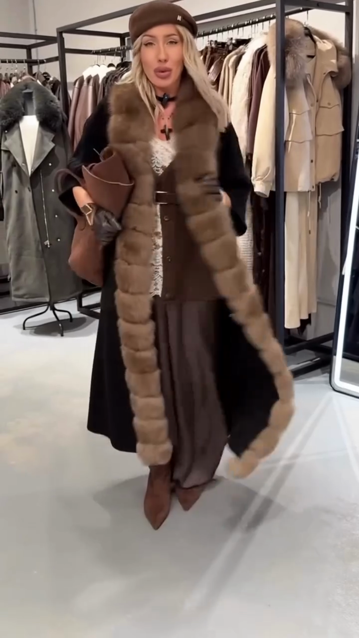 Női hosszú kötött sálkabát szőrmegallérral