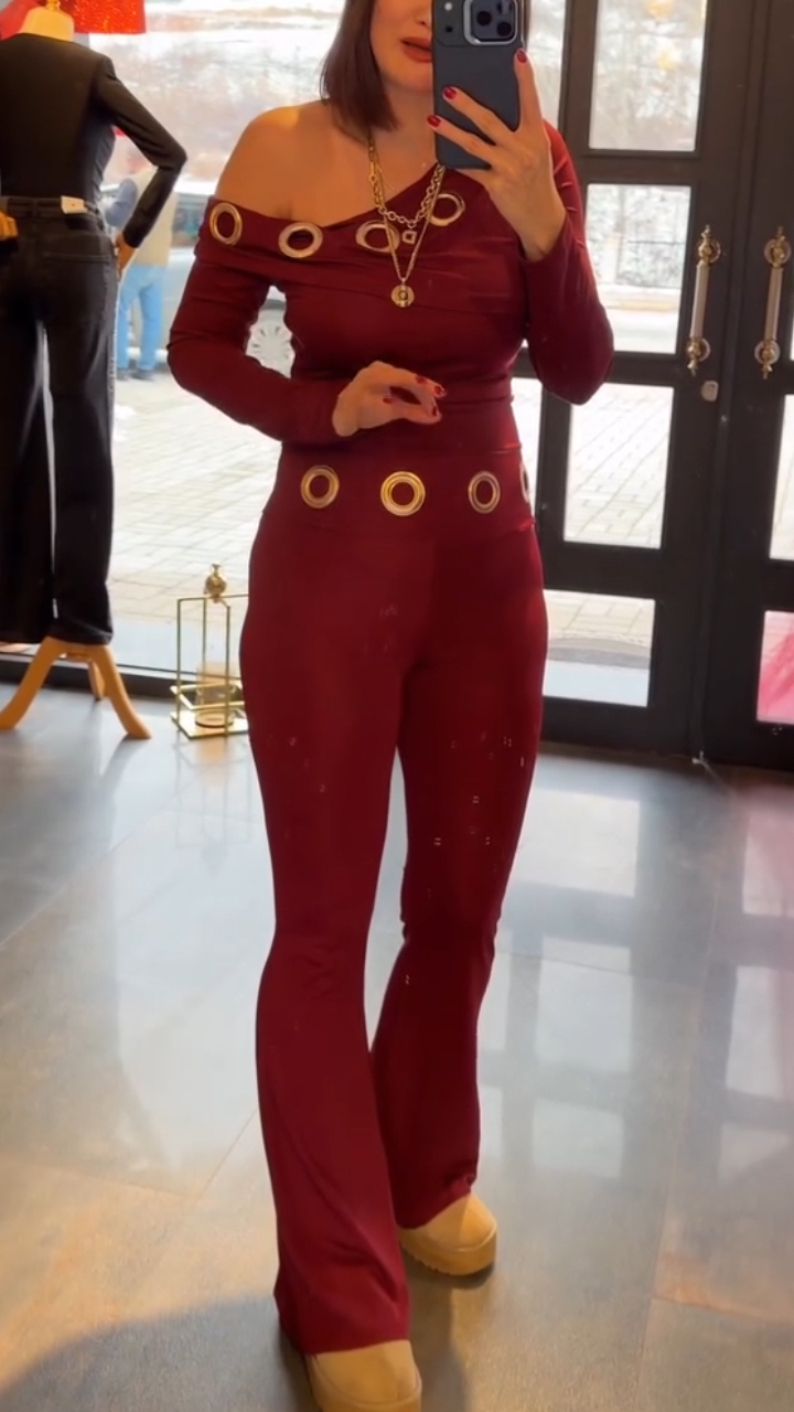 Női átlós galléros fém kör díszítésű felső + szexi lezser öltöny