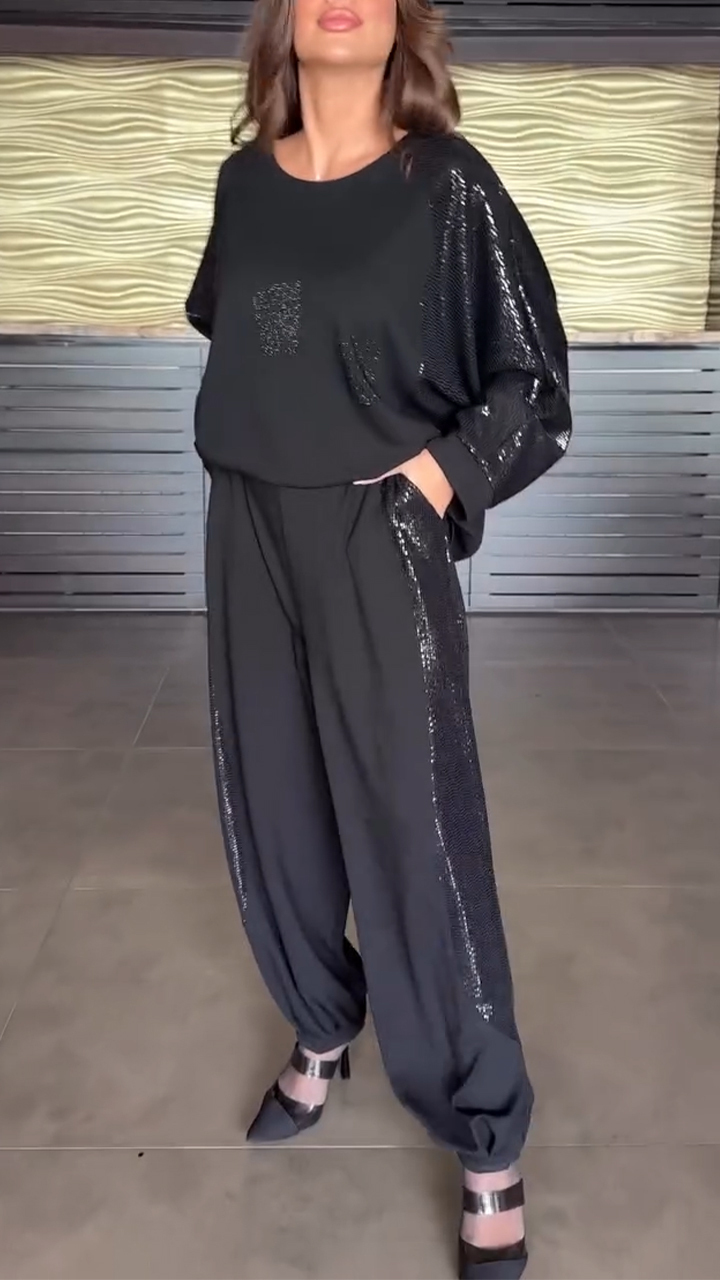 Női kerek nyakú strasszos forró bélyegzésű alkalmi öltöny