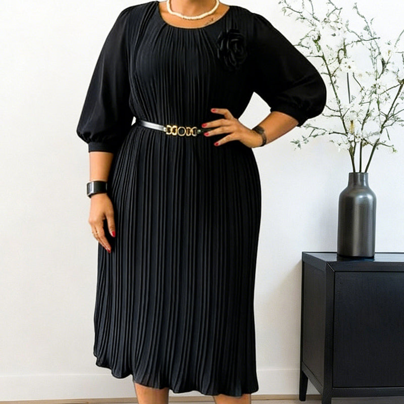 Női rakott, 3/4-es ujjú ruha övvel