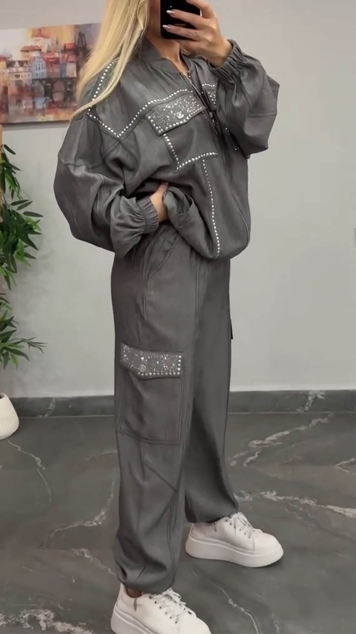 Női kerek nyakú szegecselt dzseki + nadrág lezser szett