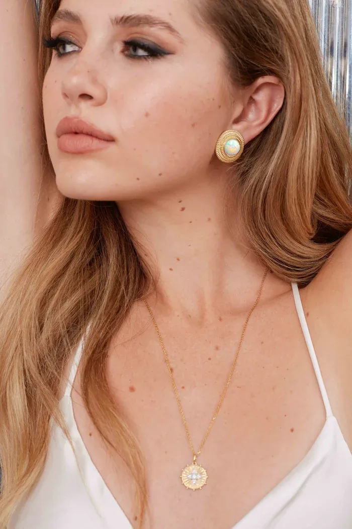 Kiváló minőségű, kézzel készített, 14 karátos arannyal bevont gyöngy fülbevaló