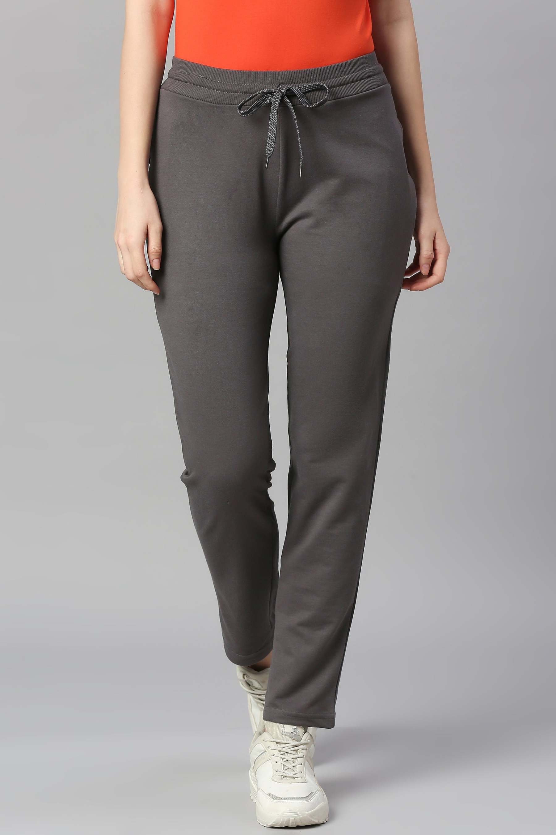 Szürke és melange szürke fésült pamut futónadrág nőknek