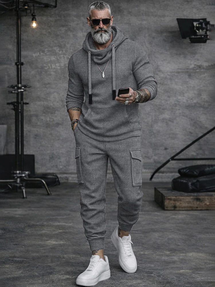 Férfi lezser csíkos kötött kapucnis kétrészes szett