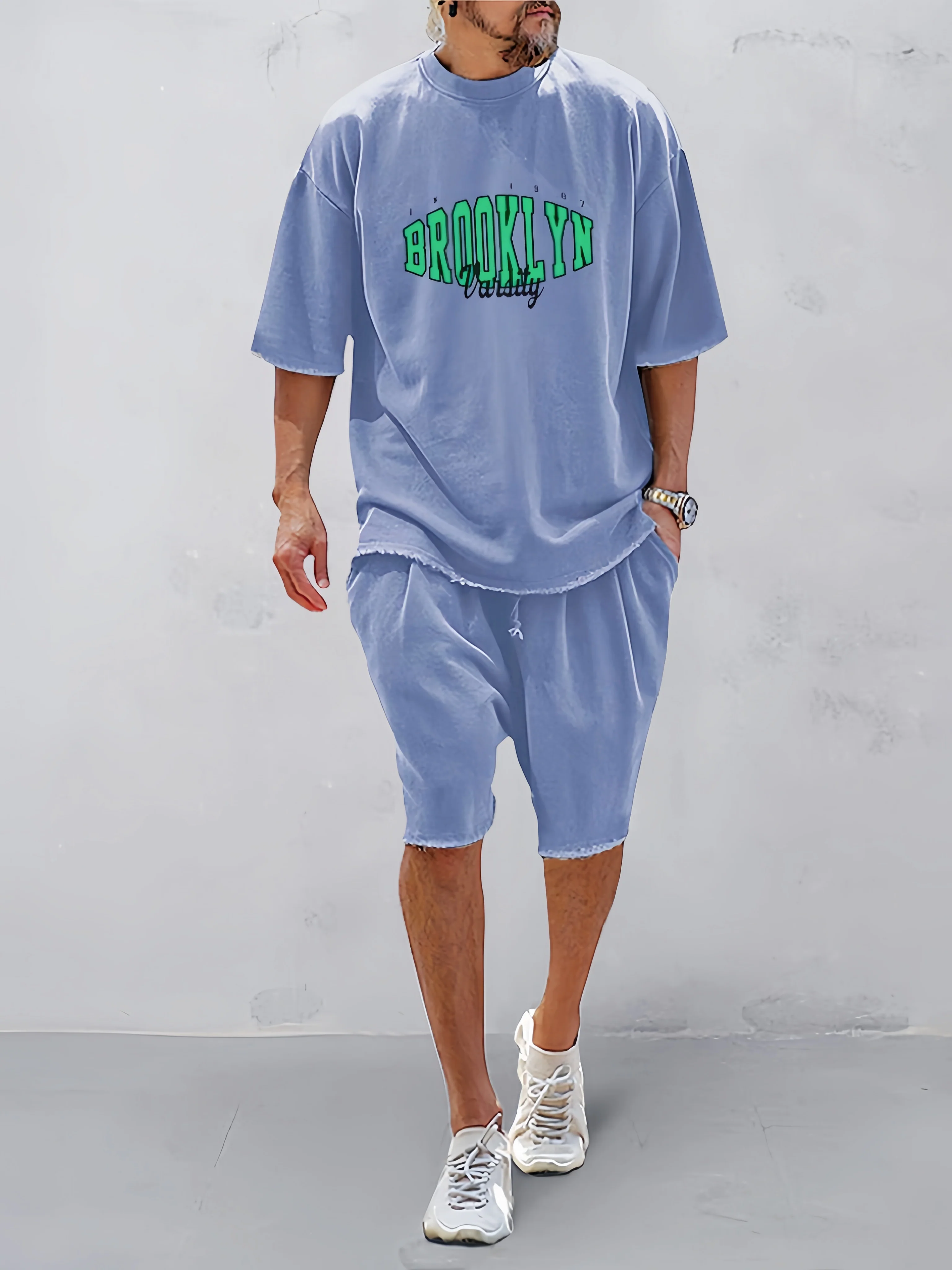 LEZSER SPORTÖLTÖNY FELIRATOS MINTÁVAL