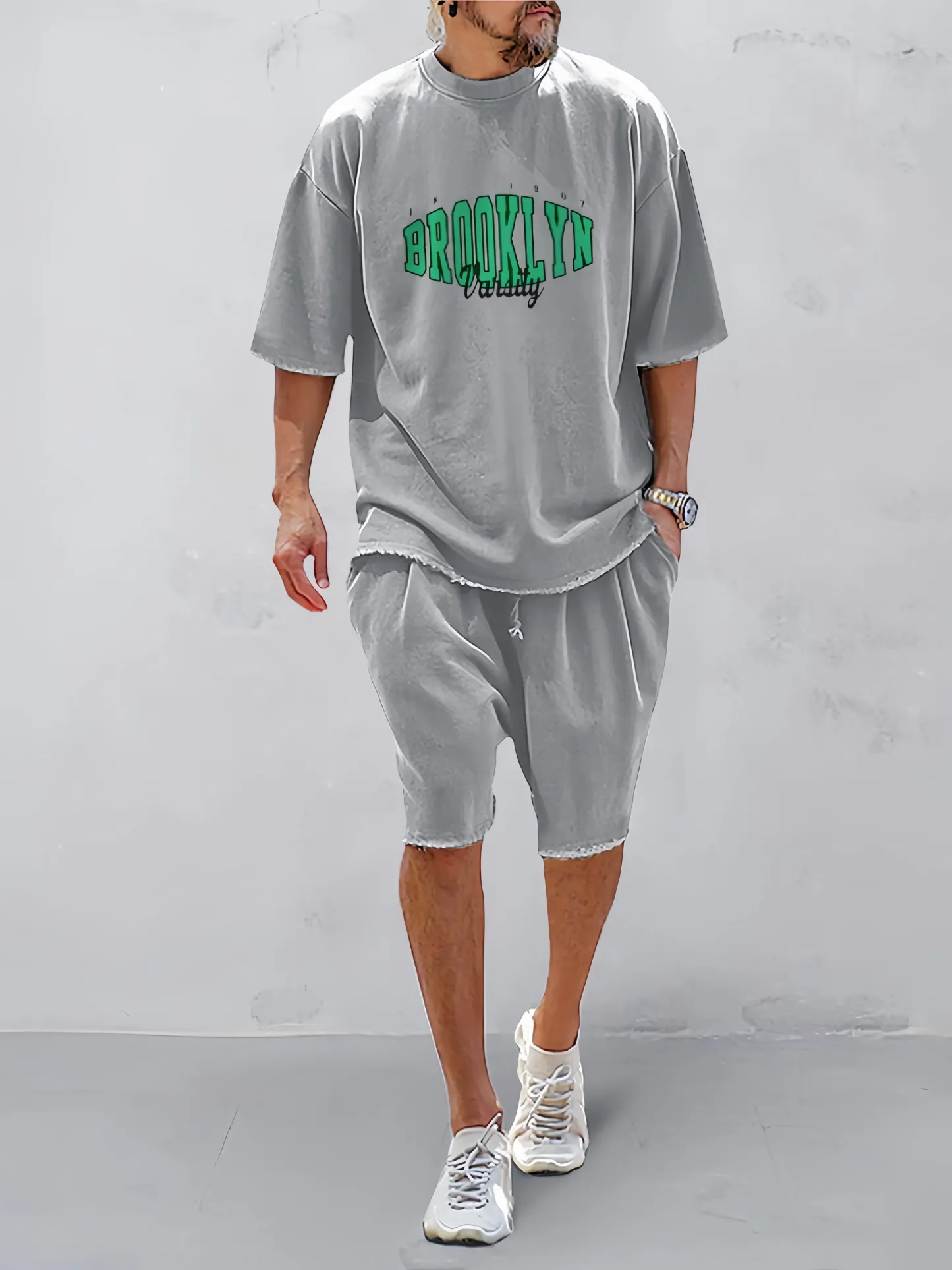 LEZSER SPORTÖLTÖNY FELIRATOS MINTÁVAL