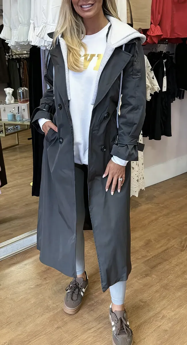 Női kapucnis, hajtókás, kétrészes, hamis, lezser, hosszú ballonkabát