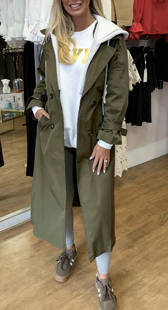 Női kapucnis, hajtókás, kétrészes, hamis, lezser, hosszú ballonkabát