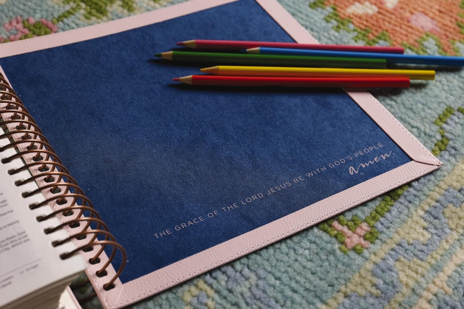 NIV, Spiral-bound Illustrating Bible, Leathersoft Spiral, Pink: Draw, Write, and Reflect Your Way Through Scripture