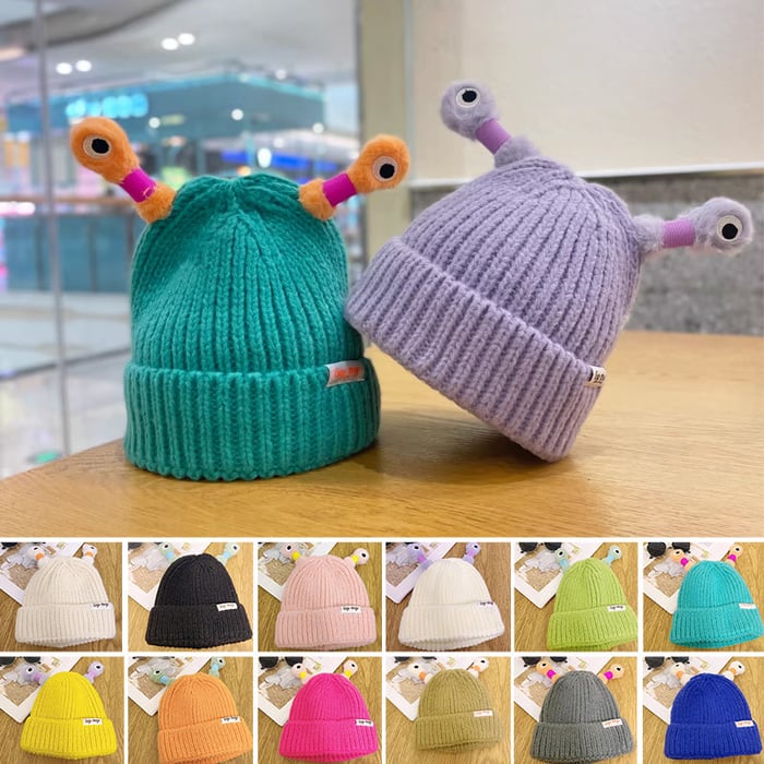🎩Winter Parent-Child Cute Glowing Little Monster Knit Hat