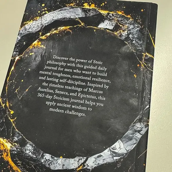 Stoicism: 365 Daily Lessons for Motivation, Mental Strength, and Emotional Clarity