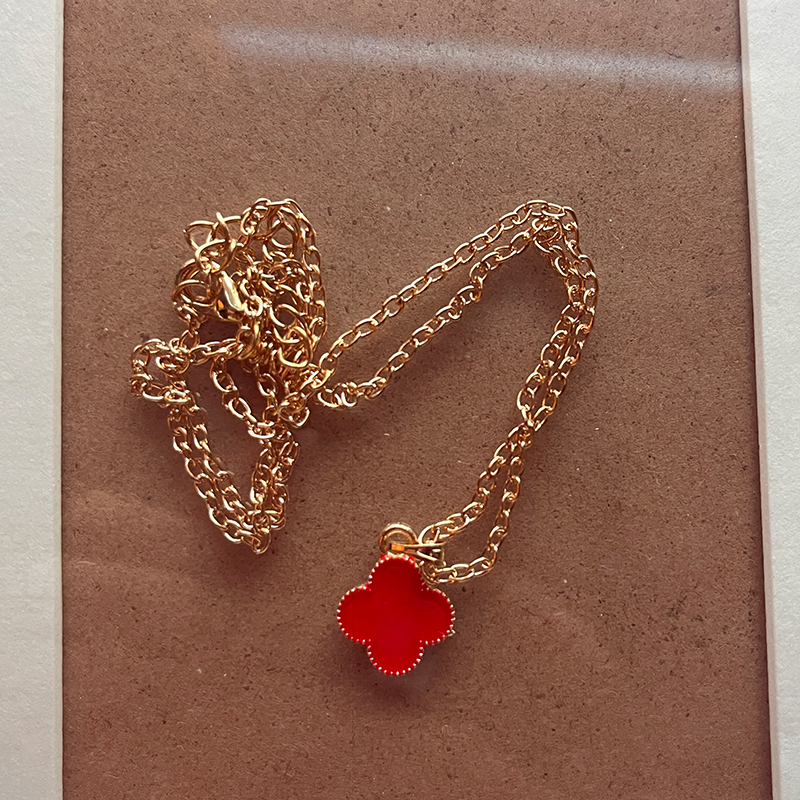 Lucky Four-leaf Clover Love Heart Necklace Clavicle Chain Accessories