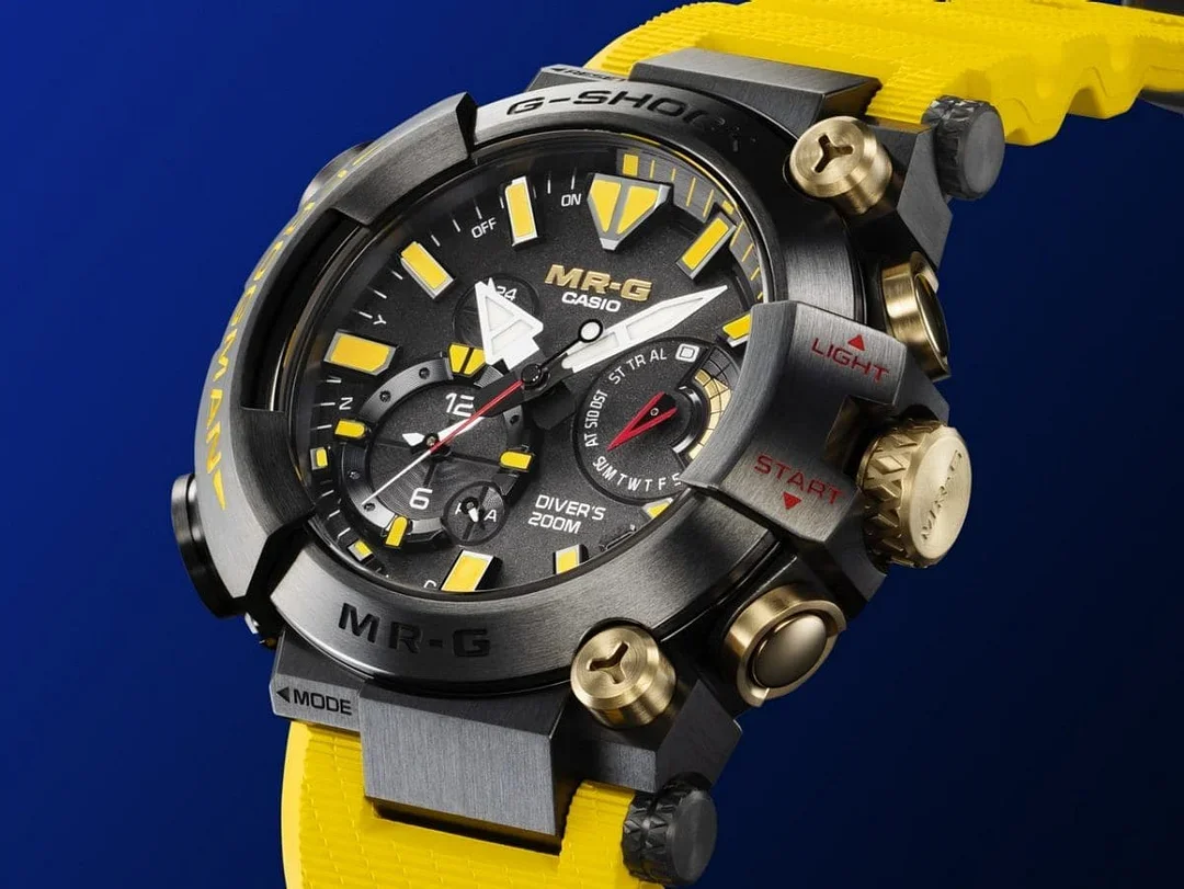 Zegarek męski Casio FROGMAN MRG-BF1000E-1A9 Żółty Dura Soft Viton Strap