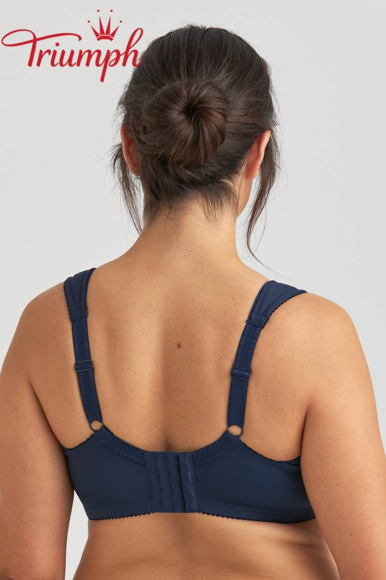 Triumph® 4-piece set 🥰 Comfortable bra made of pure cotton and suitable for women with larger breasts.