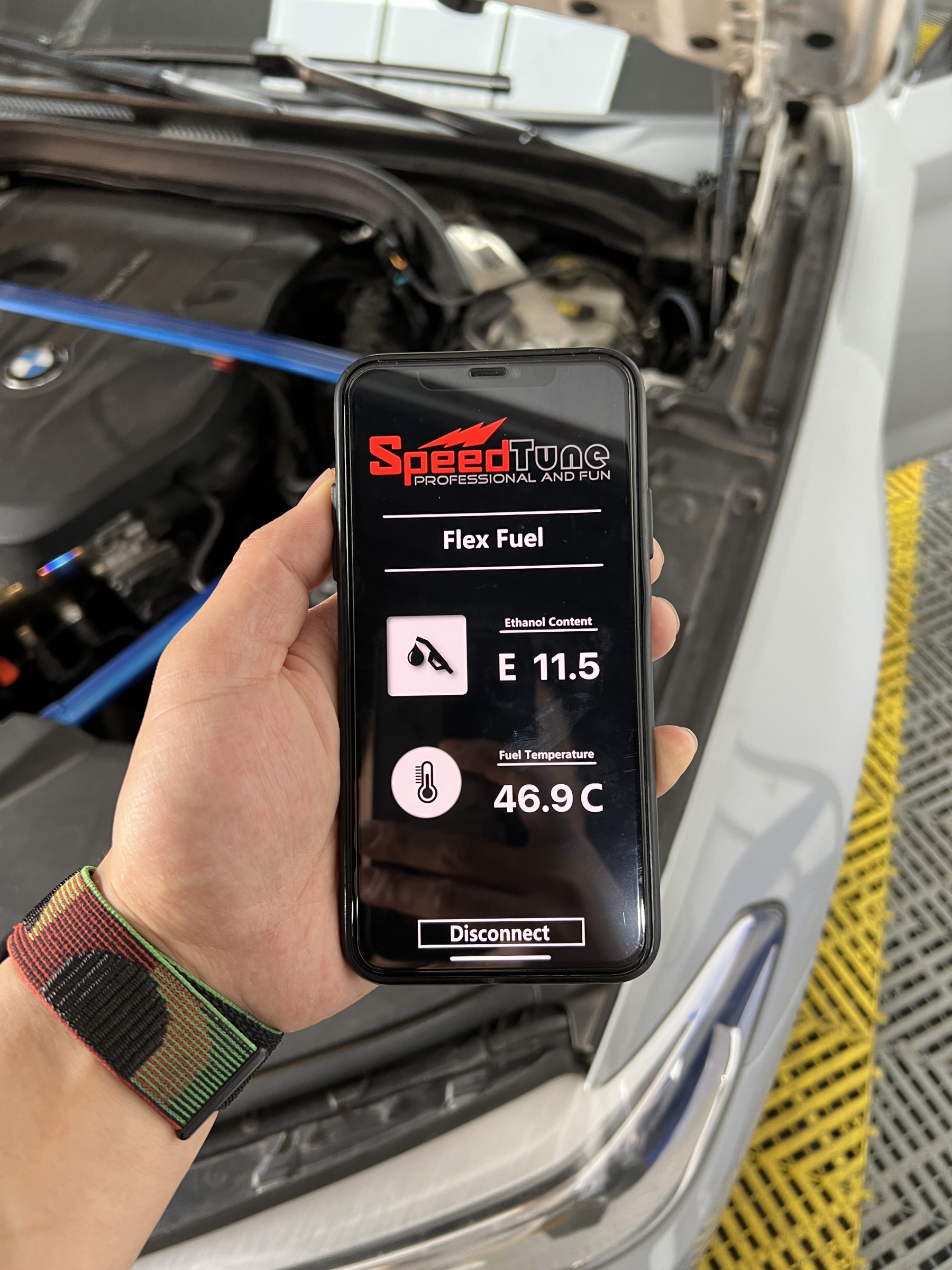 Ethanol content and fuel temperature monitoring