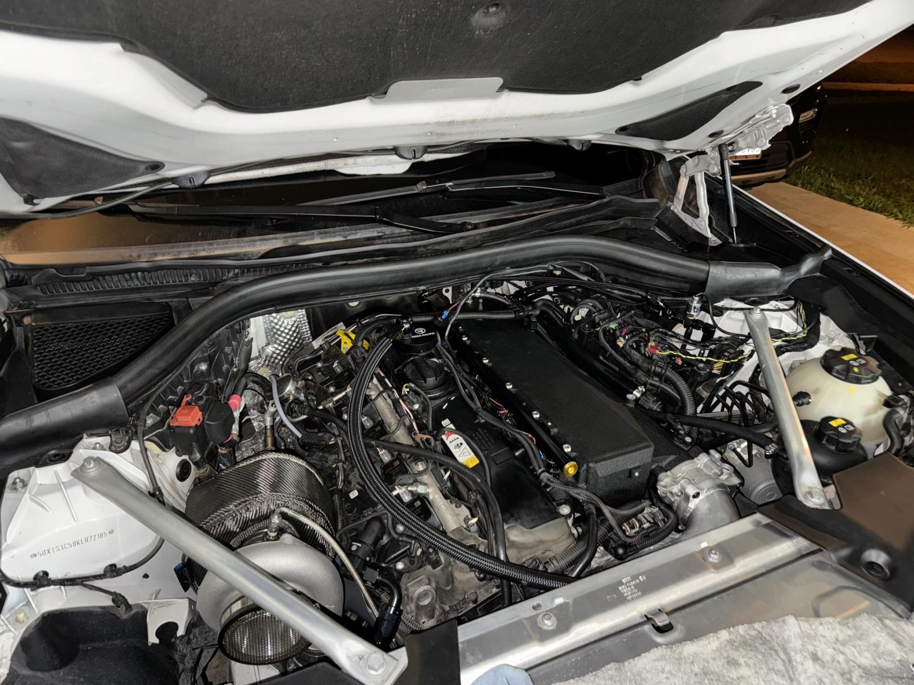 B58/B58TU INTAKE MANIFOLD 