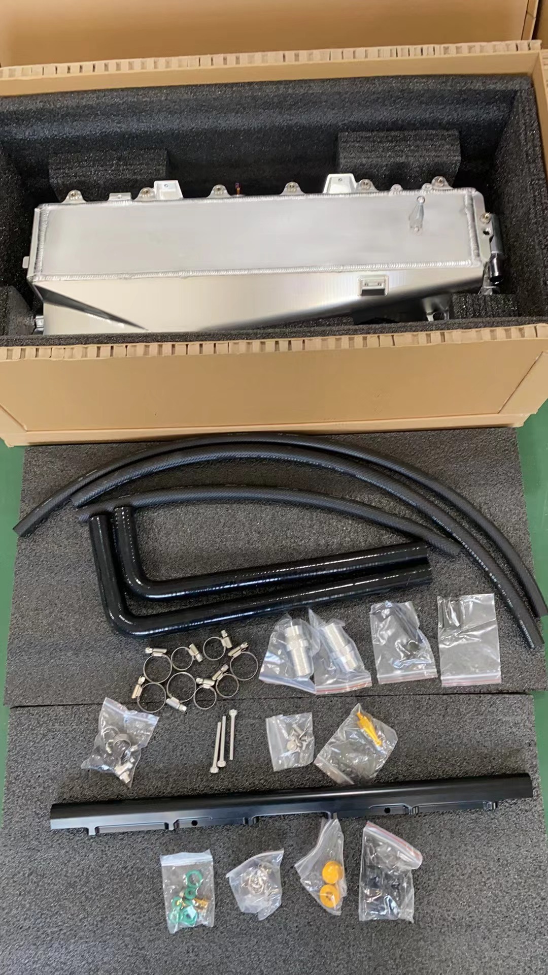 B58/B58TU INTAKE MANIFOLD 