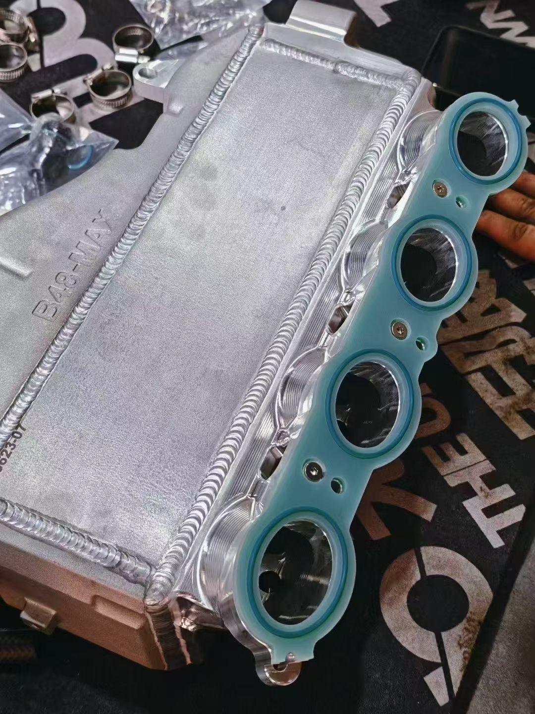 B48/B48TU intake manifold 