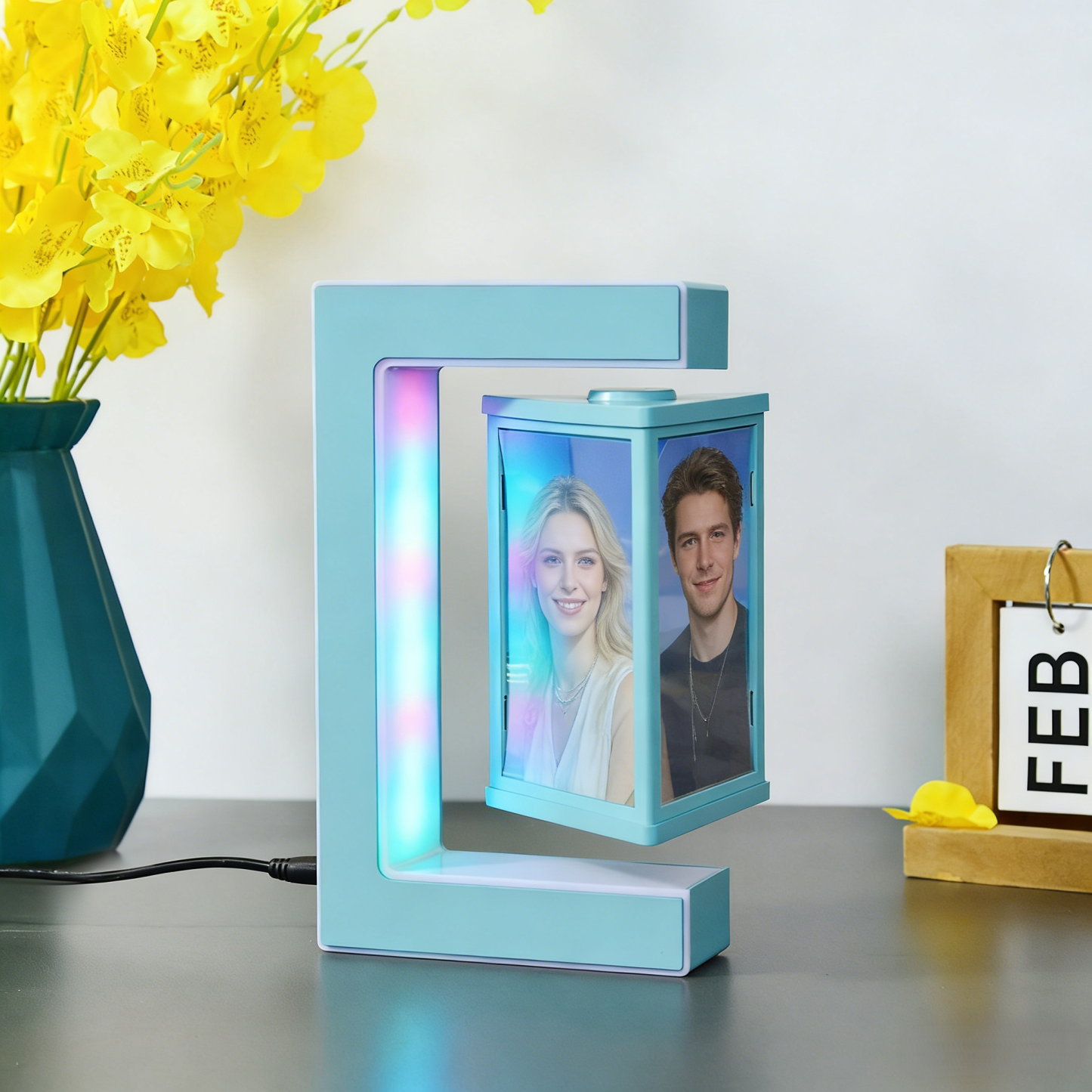 LED Floating Picture Frame – Modern Lighted Photo Display Frame