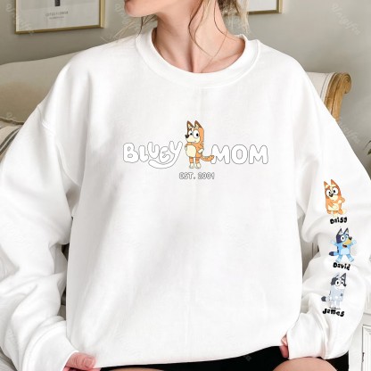 Custom Cartoon Mama Sweatshirt with Kid's Name on Sleeve