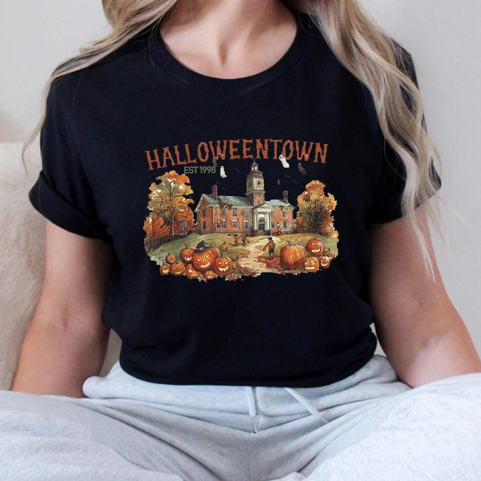Vintage Halloweentown Est 1998 T-Shirt