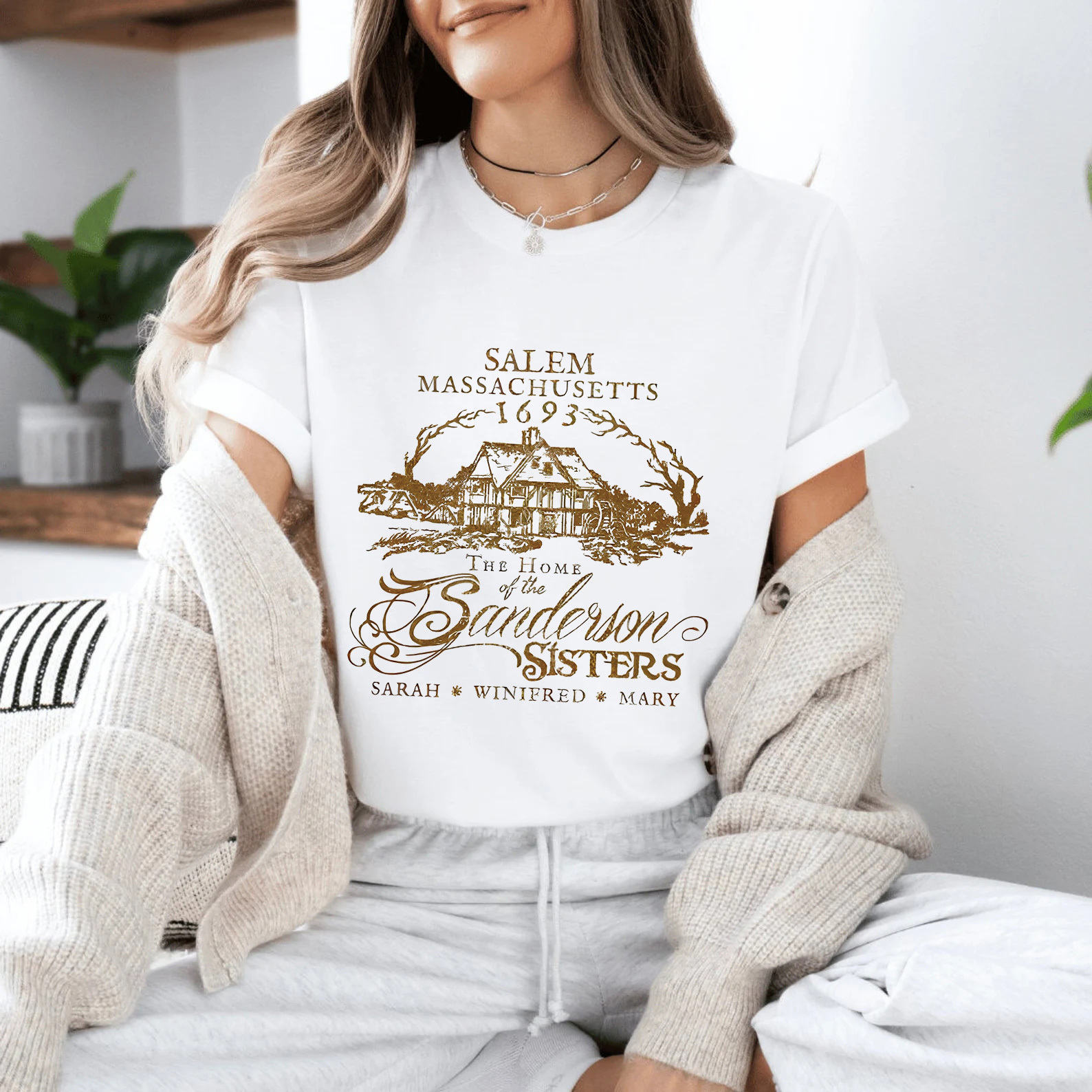 Vintage The Sanderson Home Museum T-Shirt