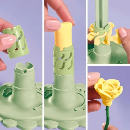 Play-Doh Blooms Meadow Flower Bouquet Making Kit - Purple