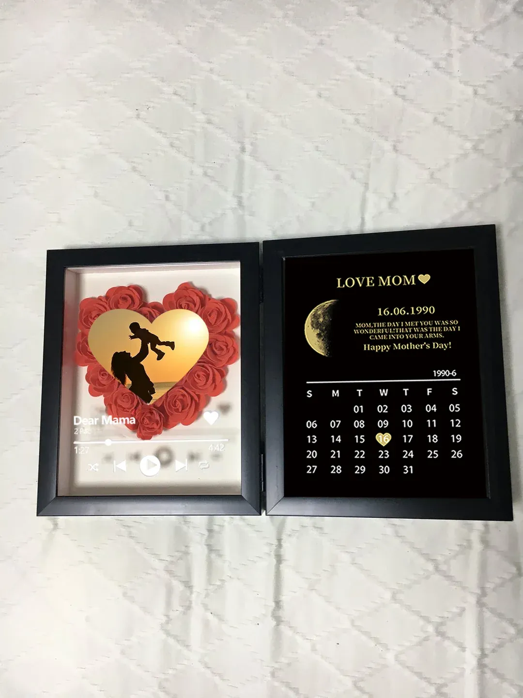 (Heart With Song) Custom Flowers Frame for Mom Grandma with REAL MOON PHASE Calendar