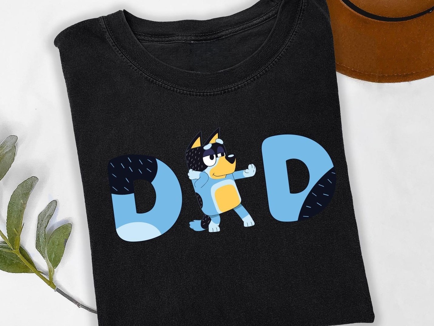 Mom & Dad Cartoon-Inspired Matching Shirt – Cute Family Graphic Tee Set