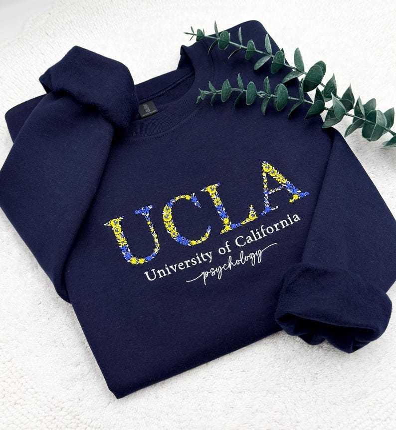 Custom Embroidered Floral Letter Sweatshirt – Personalized University & Sorority Gift with Major