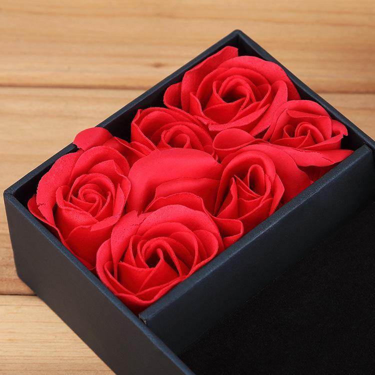 Love Projection Heart Mom Necklace❤️