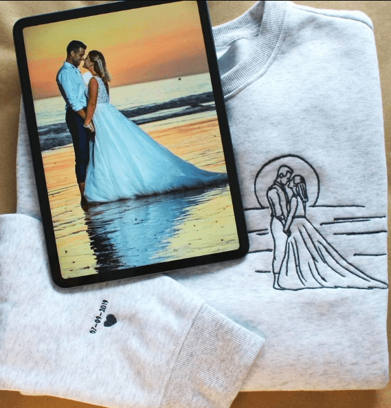 ❤️Custom Embroidered Line Drawing Hoodie