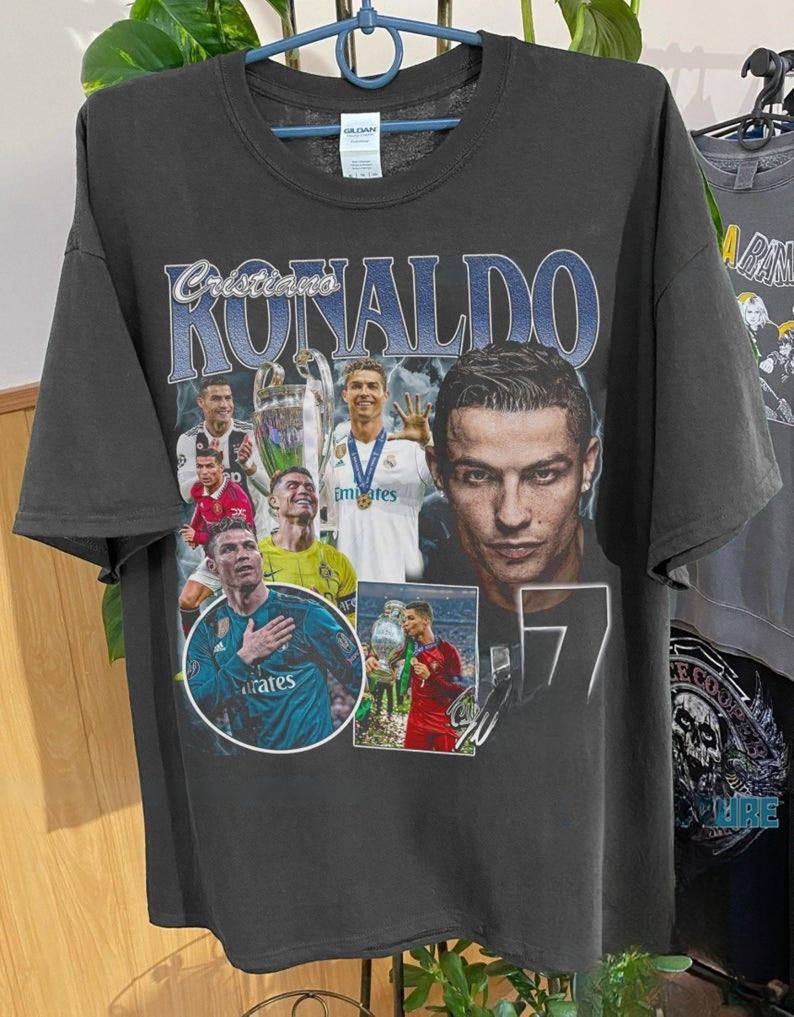 Vintage Portuguese No. 7 Soccer Legend Graphic T-Shirt