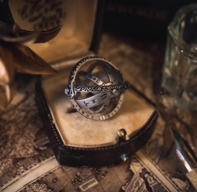 Supernatural astronomical destiny-changing ring【wealth💰 health⛪ destiny🗽】(🎁Buy two or more rings and get a matching number of necklaces for free🎁)