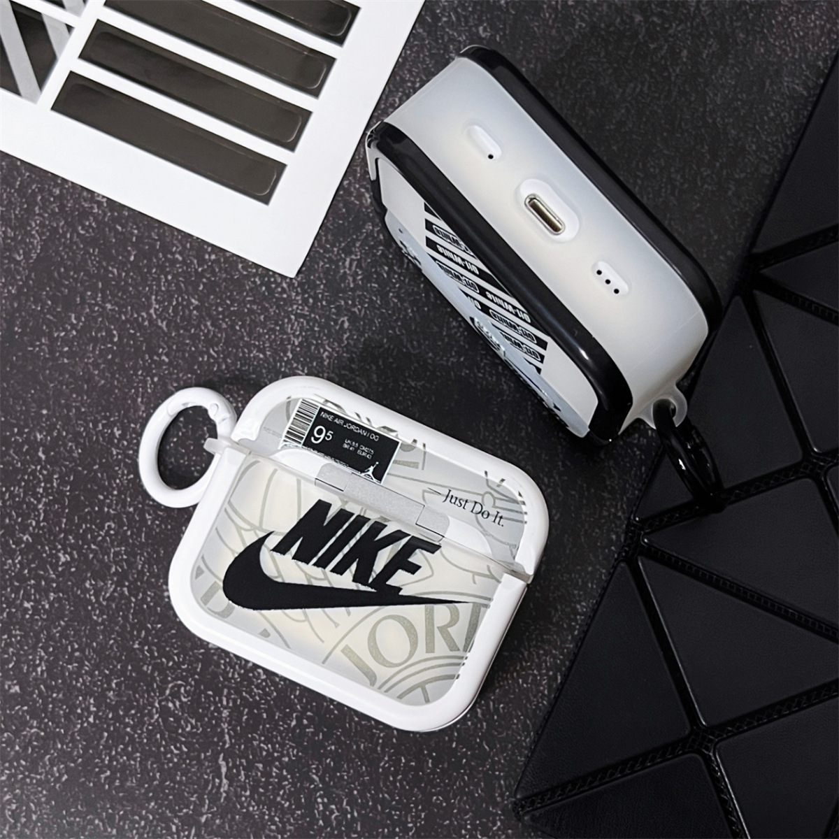 Nike × Off-White Airpod Case