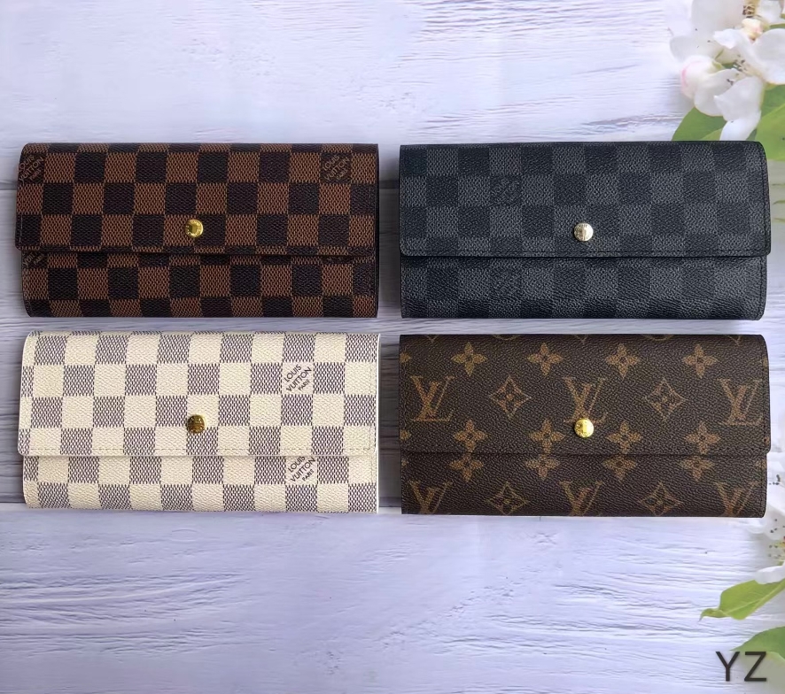 luxurious Leather Flap Wallet