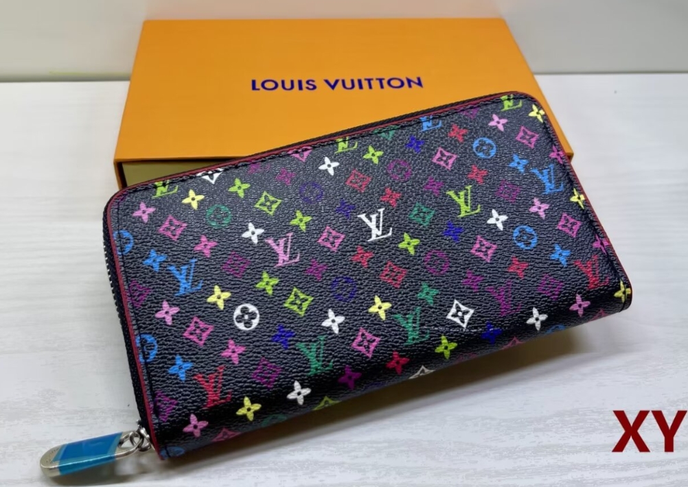 luxurious Leather Zipper Long Wallet