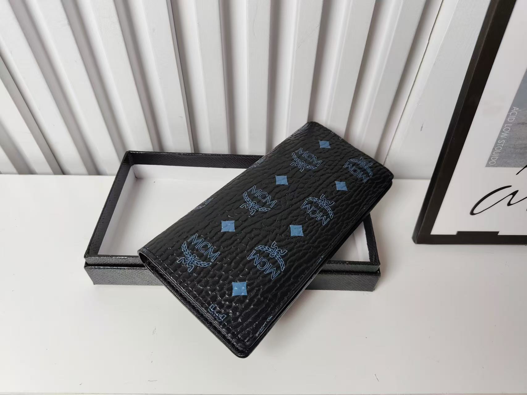 luxurious Leather Flap Wallet